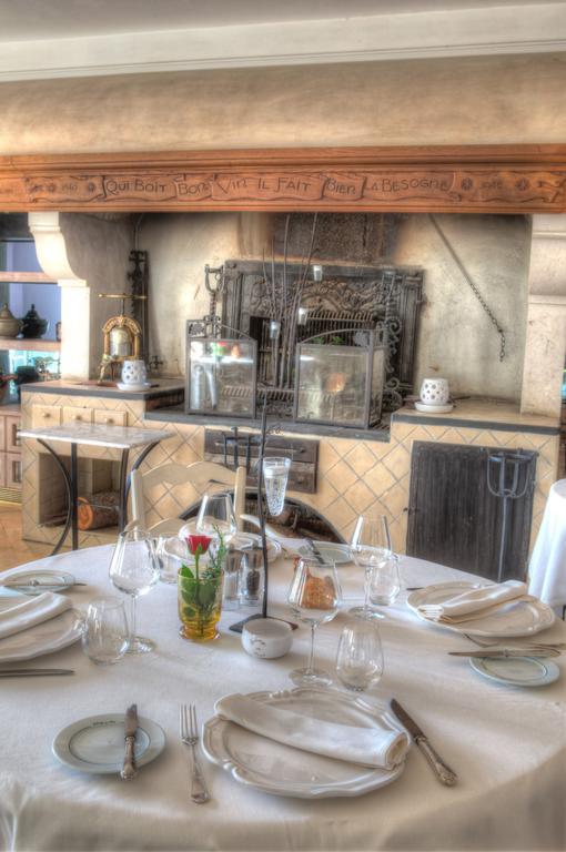 Auberge De Noves Domaine Du Deves Eksteriør billede